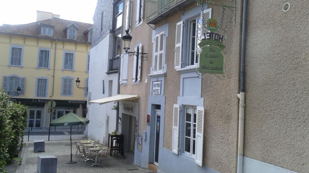Logis Castel De Mirambel Lourdes