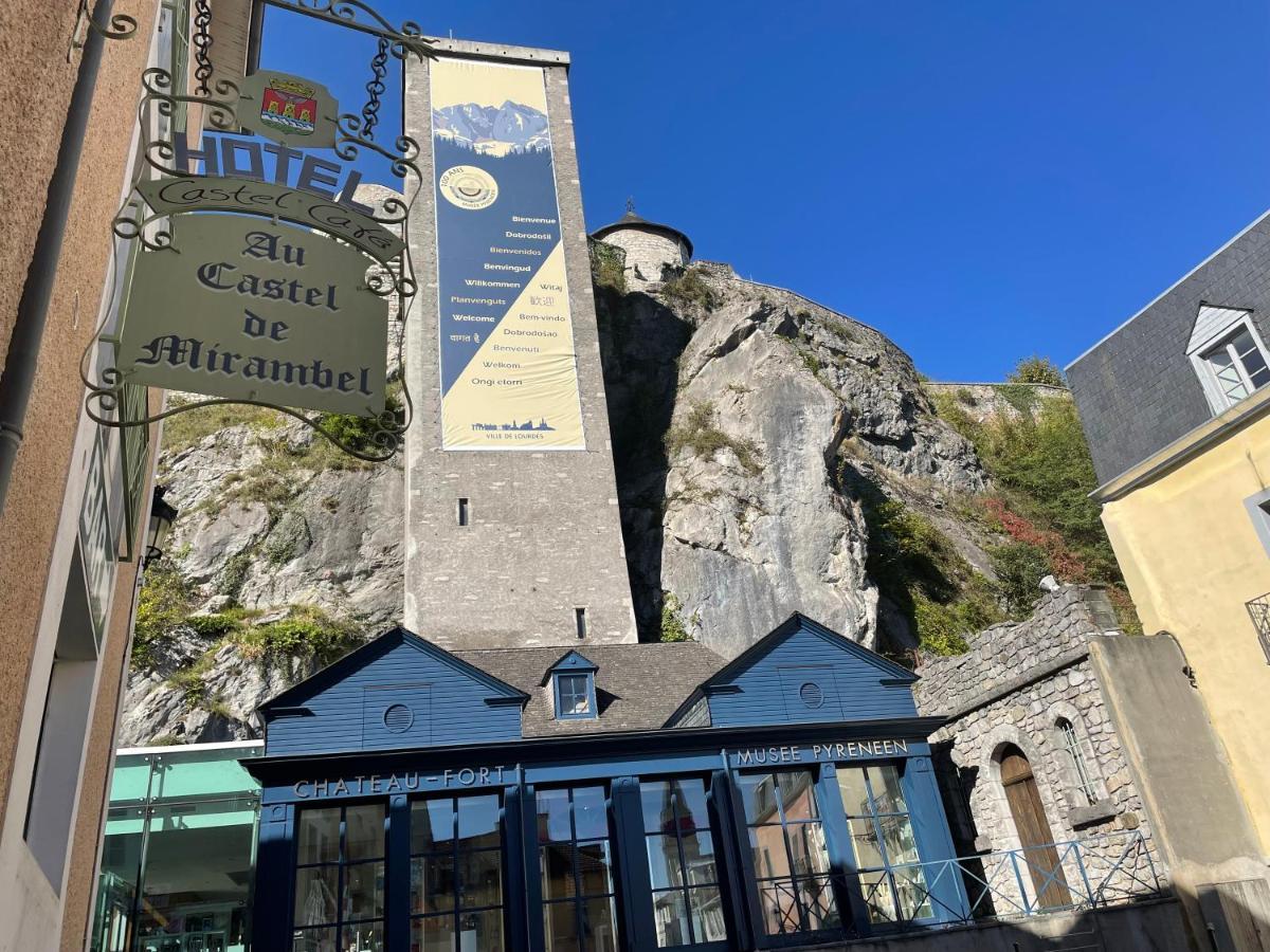 Castel De Mirambel 3*